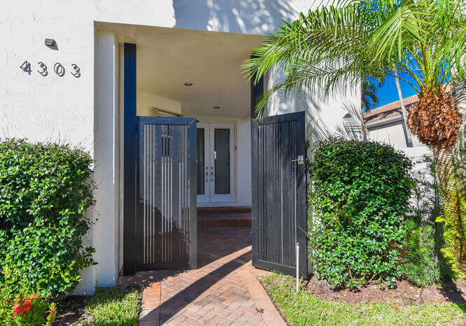 4303 NW 61st Lane