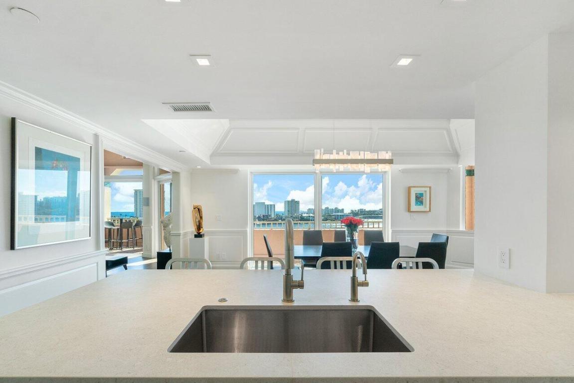 300 SE 5th Avenue, Ph-8100, Boca Raton Unit: Ph-8100