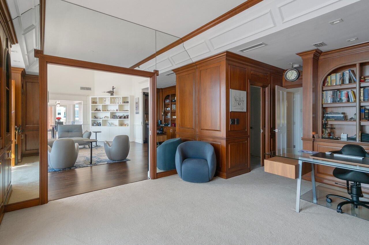 300 SE 5th Avenue, Ph-8100, Boca Raton Unit: Ph-8100