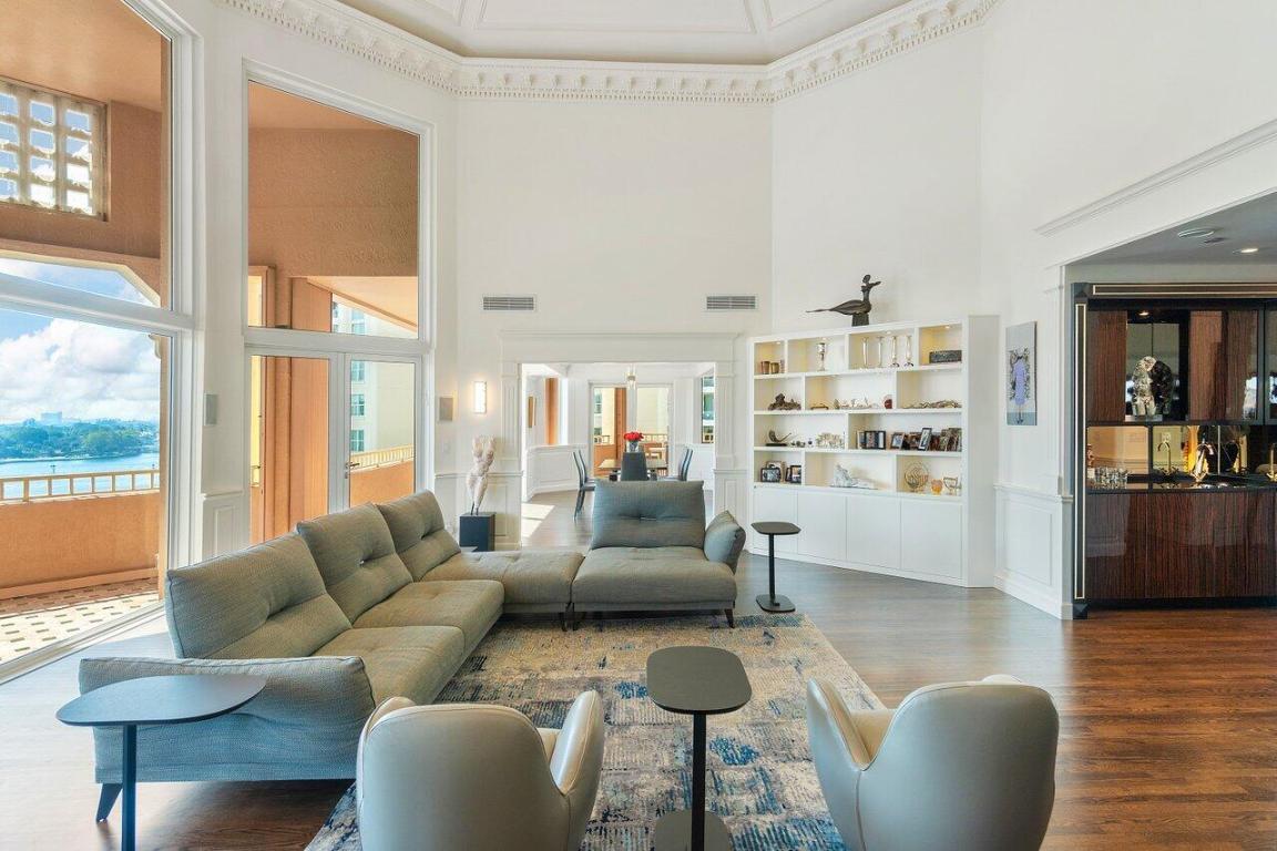 300 SE 5th Avenue, Ph-8100, Boca Raton Unit: Ph-8100