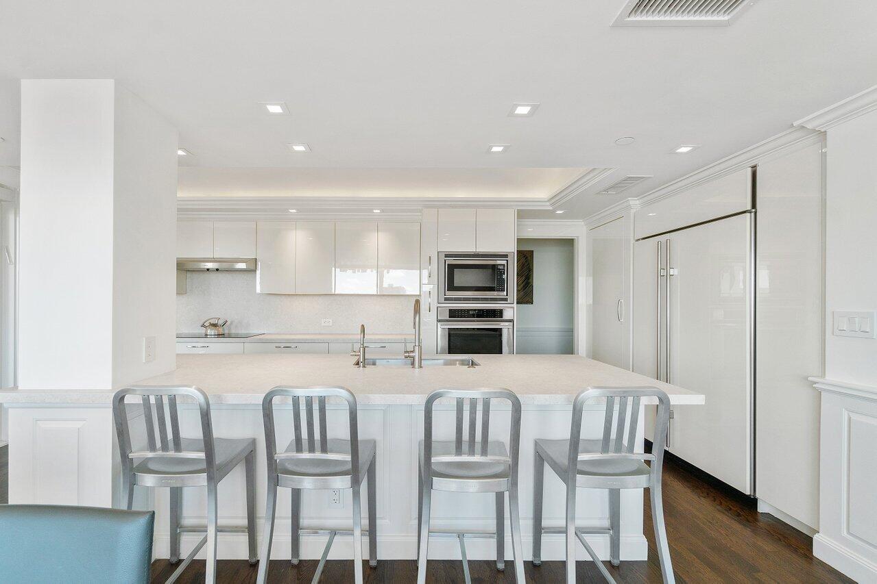 300 SE 5th Avenue, Ph-8100, Boca Raton Unit: Ph-8100