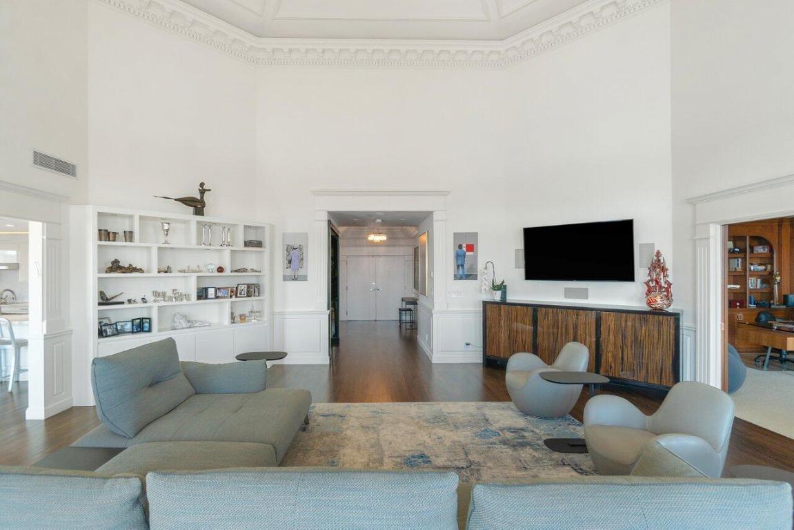 300 SE 5th Avenue, Ph-8100, Boca Raton Unit: Ph-8100