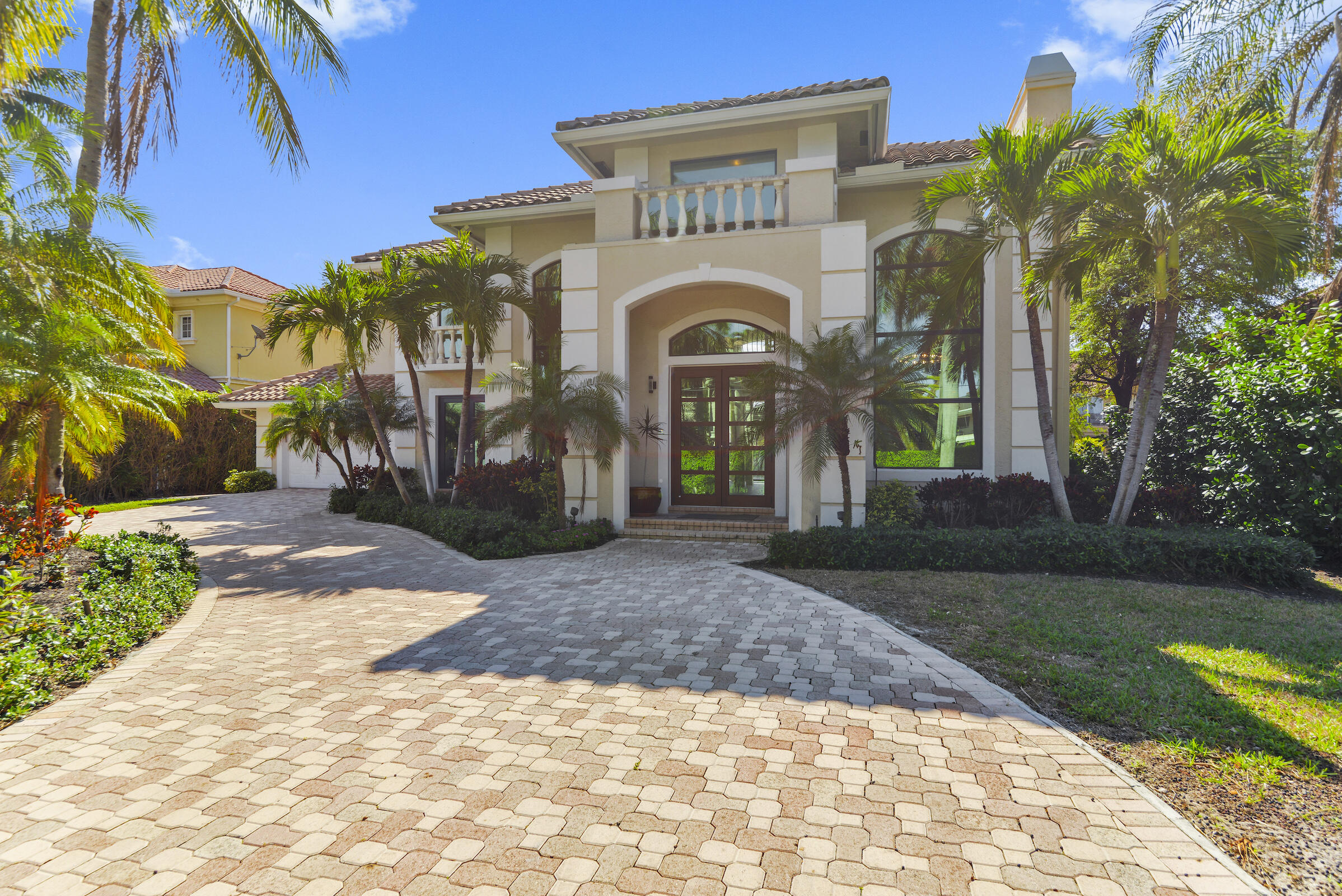 968 Banyan Drive