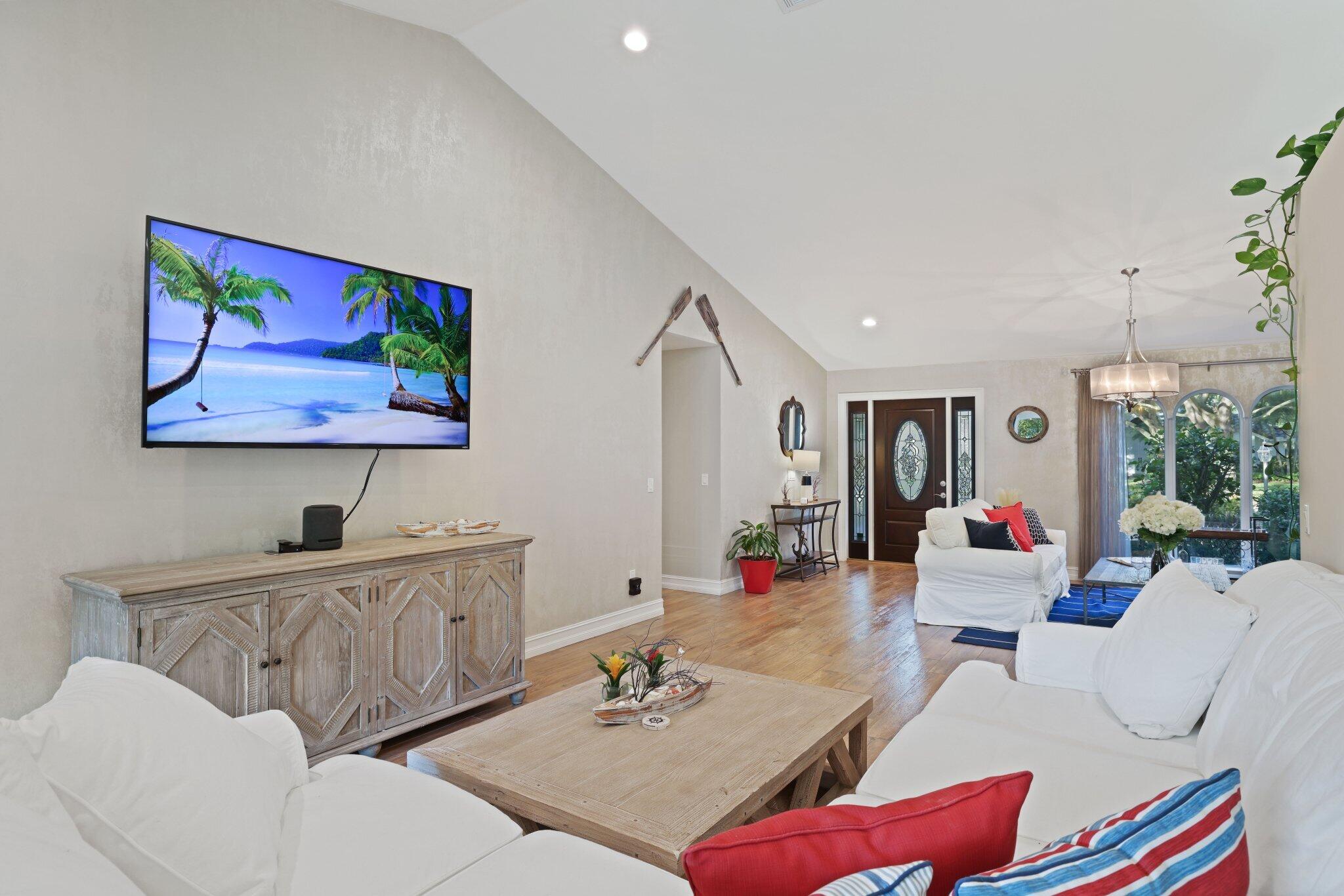 2225 Rabbit Hollowe Circle