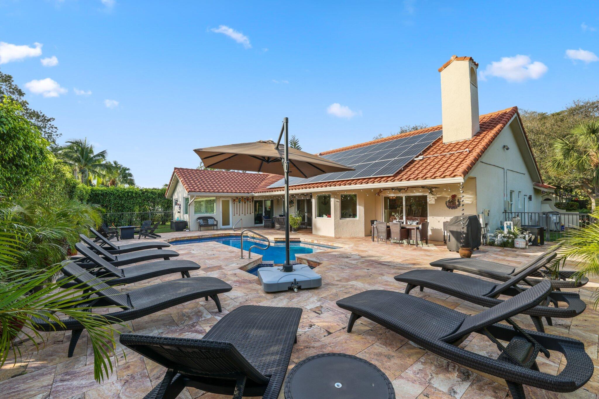 2225 Rabbit Hollowe Circle