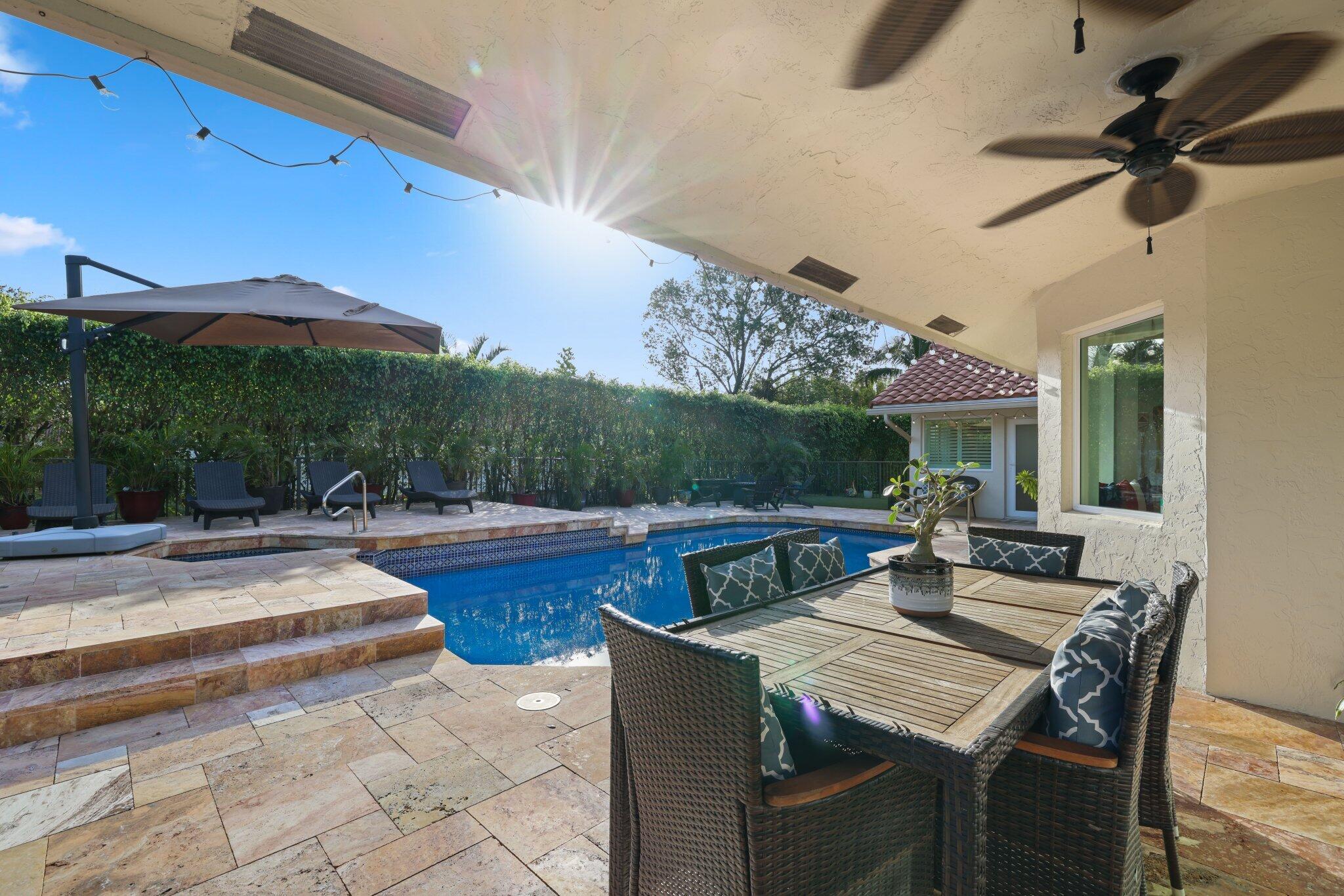 2225 Rabbit Hollowe Circle