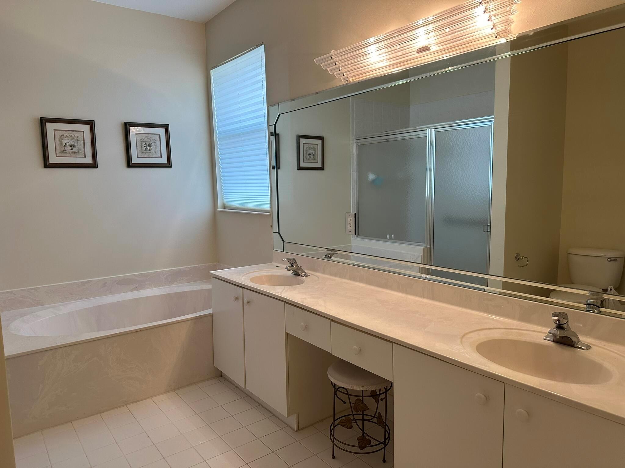 5819 Grand Harbour Circle