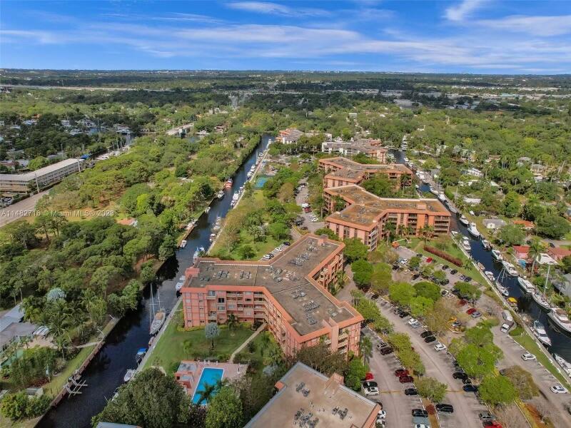 1000 River Reach Drive 115