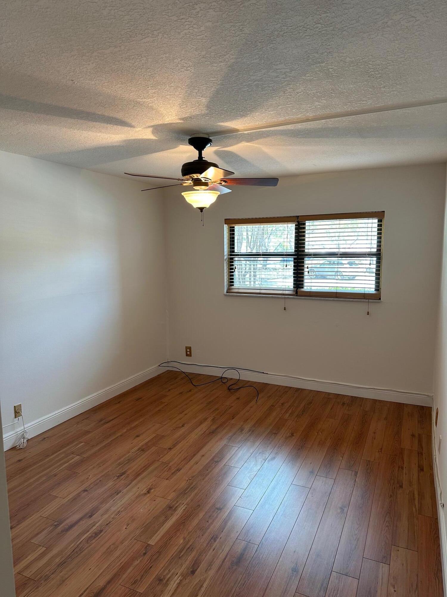 1000 River Reach Drive 115