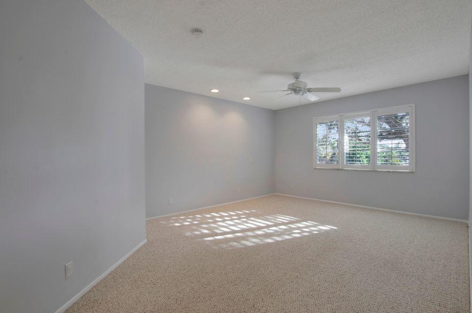 238 Seabreeze Circle