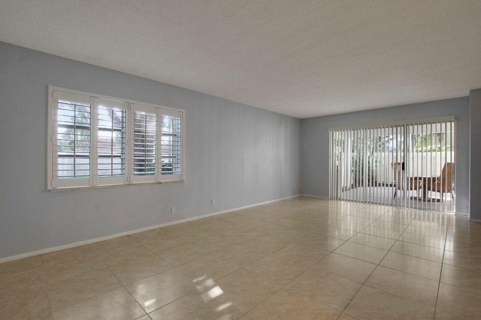 238 Seabreeze Circle