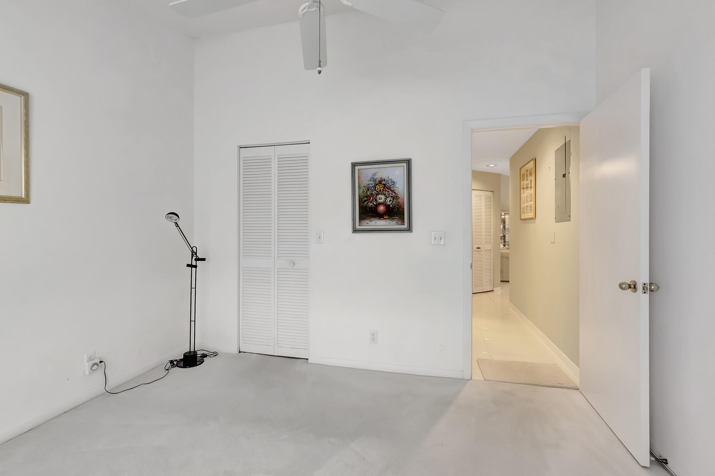 14418 Via Royale Unit: 1