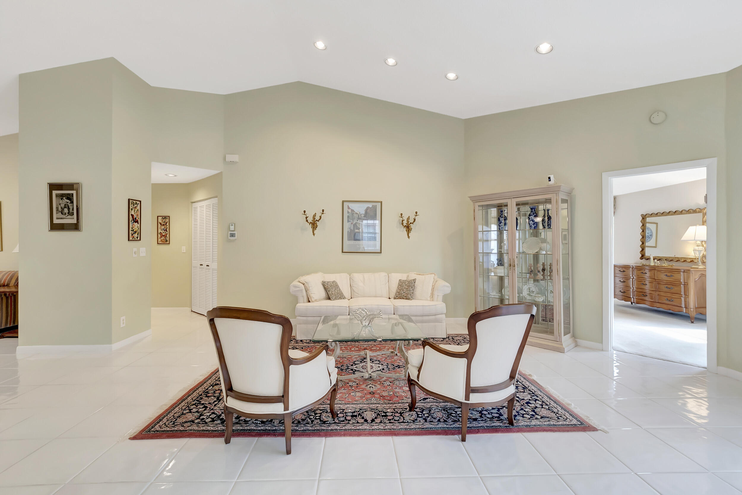 14418 Via Royale Unit: 1