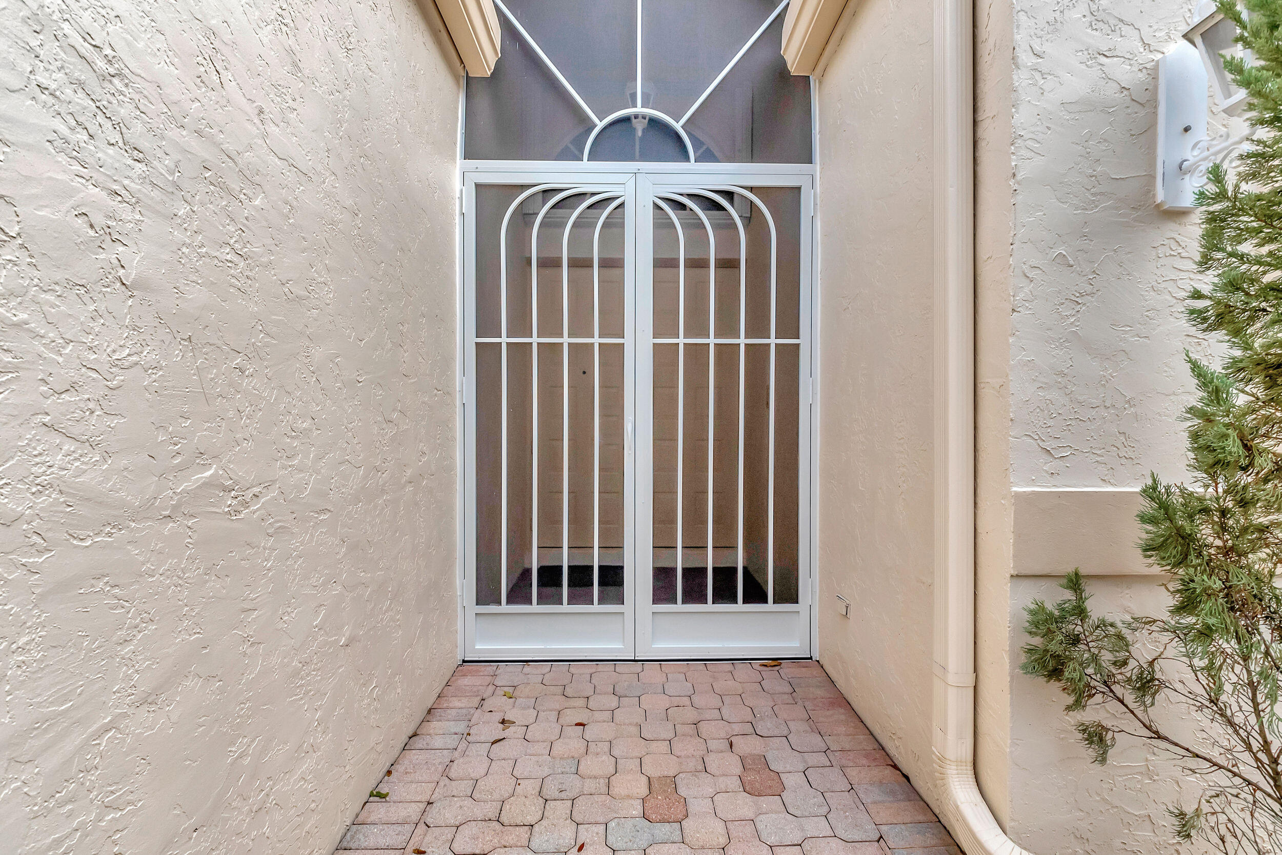 10416 Gold Leaf Drive