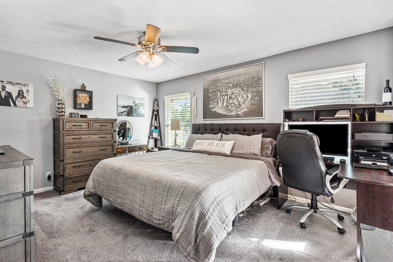21267 Hazelwood Lane