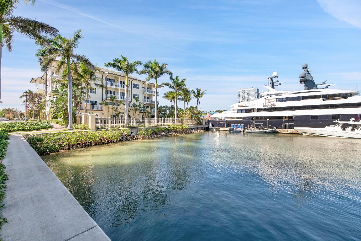 3930 N Flagler Drive 201, West Palm Beach Unit: 201