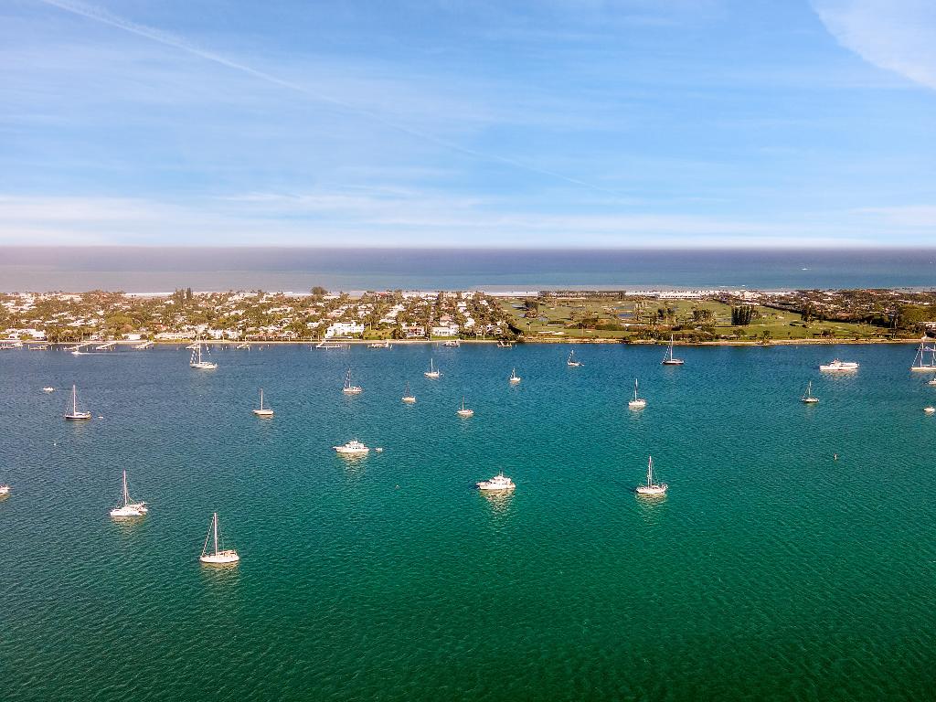 3930 N Flagler Drive 201, West Palm Beach Unit: 201