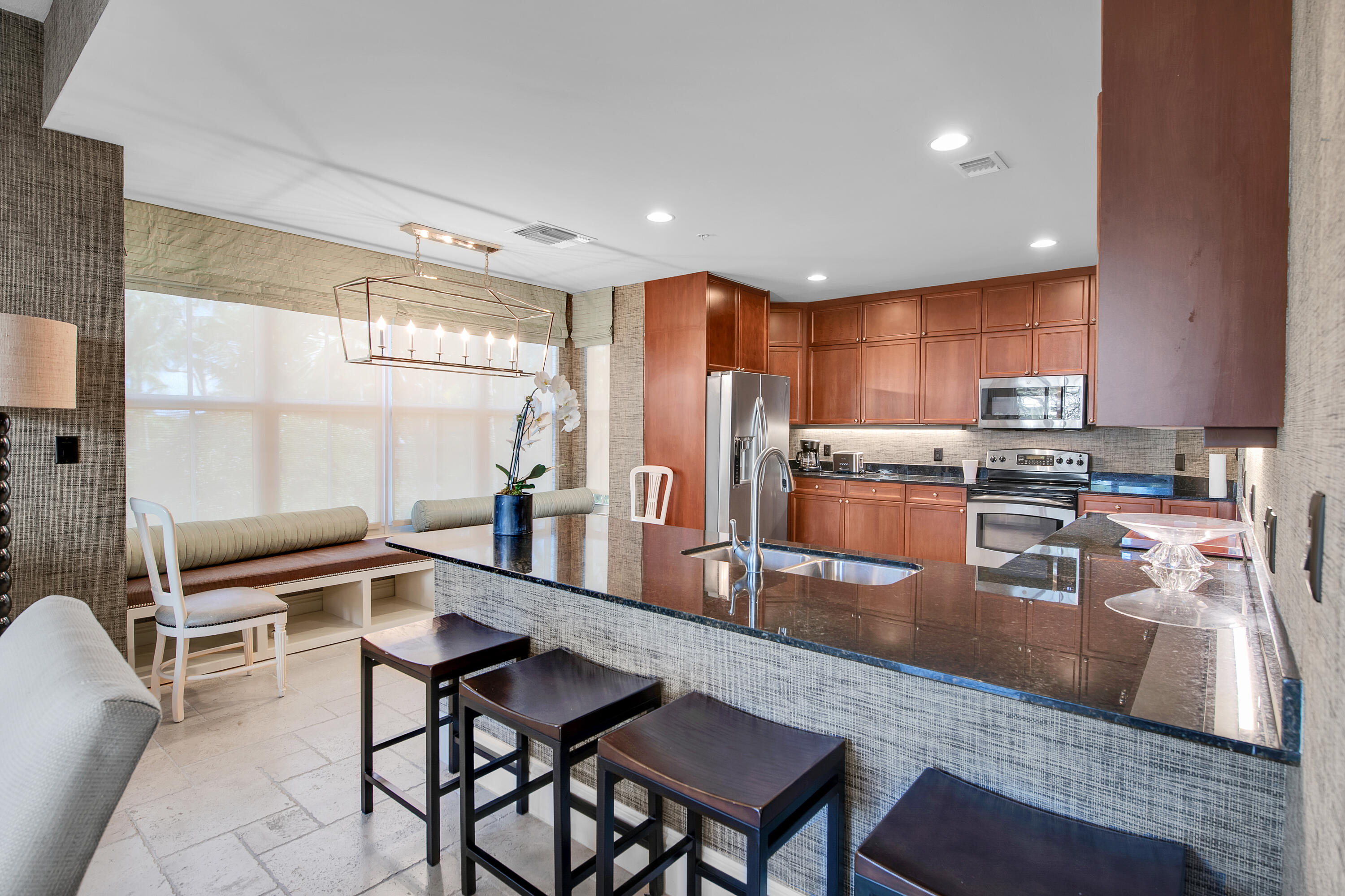 3930 N Flagler Drive 201, West Palm Beach Unit: 201