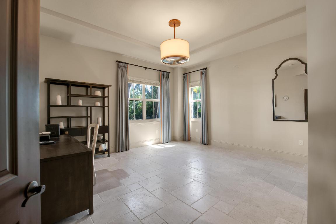 3930 N Flagler Drive 201, West Palm Beach Unit: 201