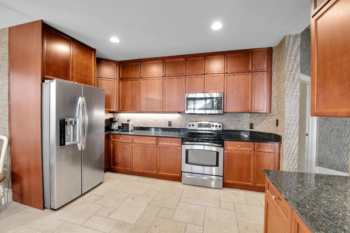 3930 N Flagler Drive 201, West Palm Beach Unit: 201