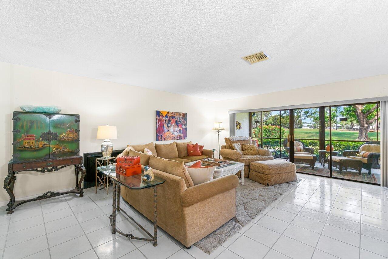 26 Southport Lane Unit: C