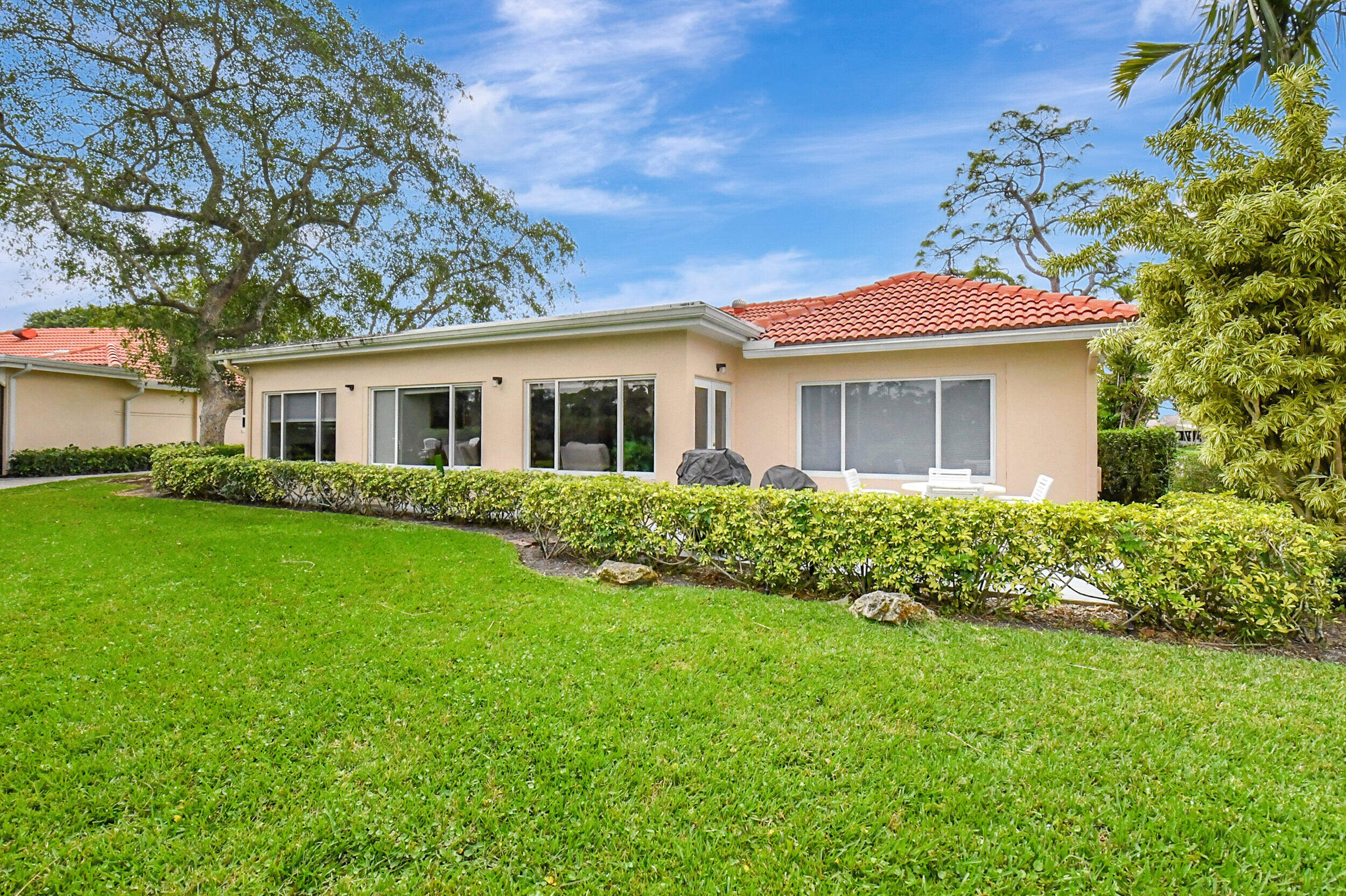 9 Fairway Drive