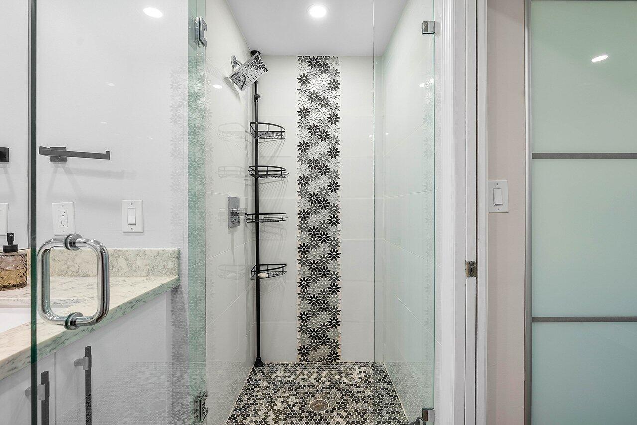 140 SE 5th Avenue Unit: 243