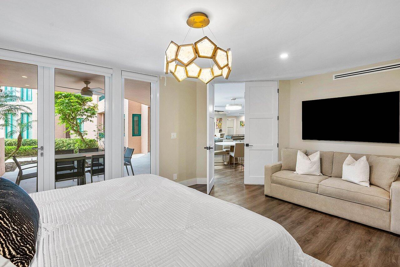 140 SE 5th Avenue Unit: 243