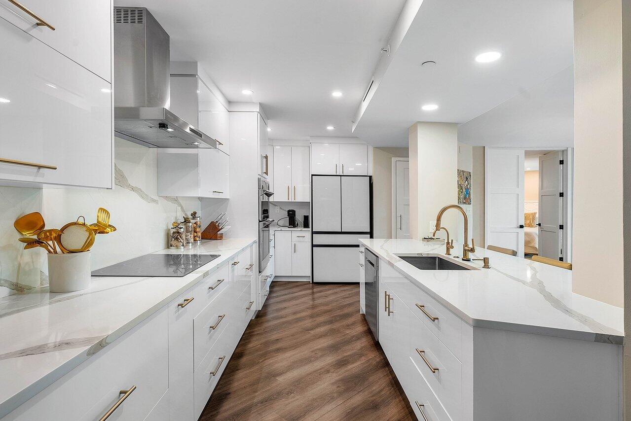 140 SE 5th Avenue Unit: 243