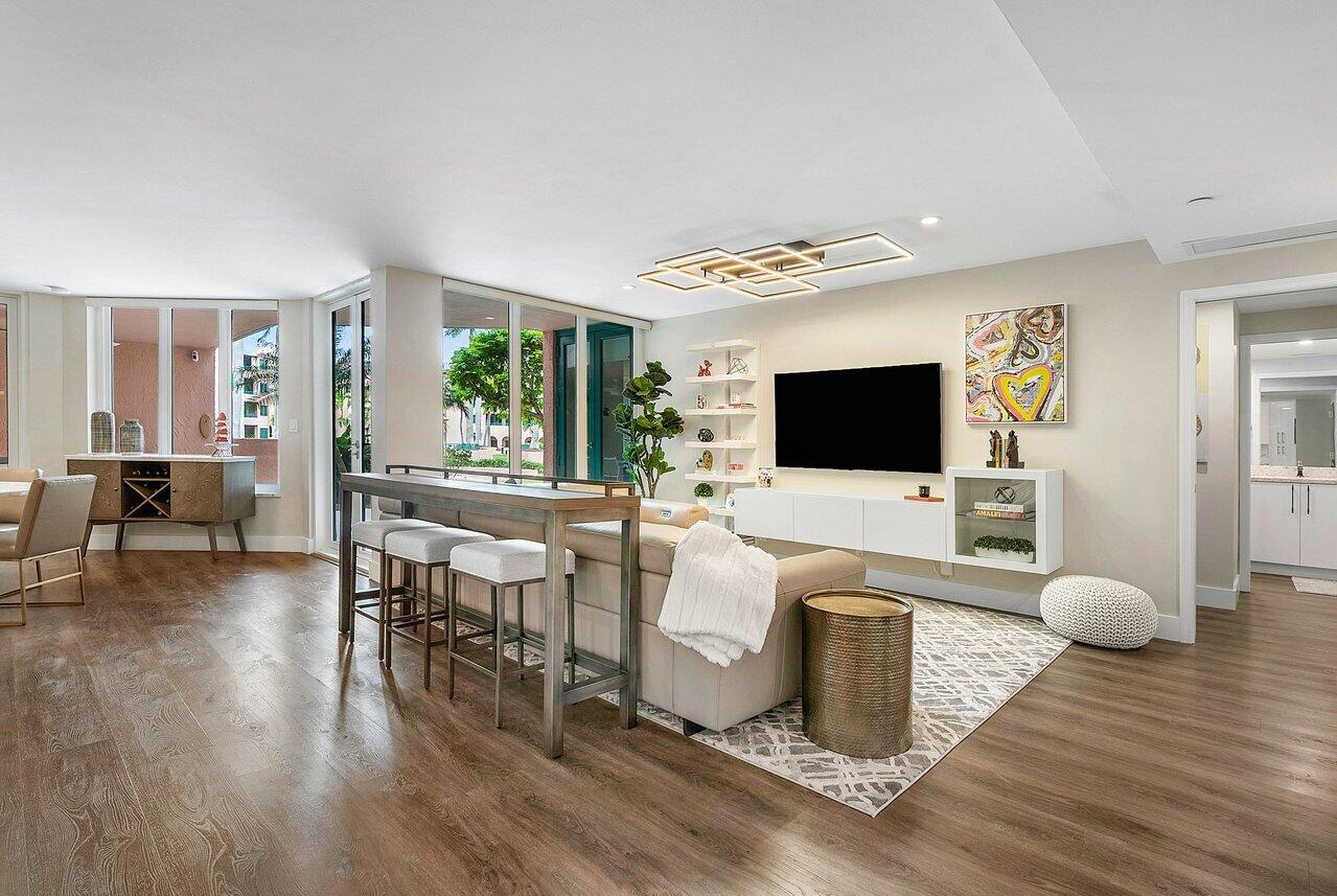 140 SE 5th Avenue Unit: 243