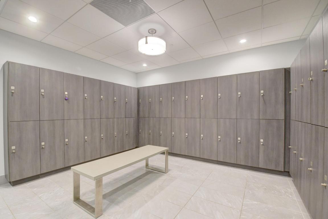 7290 Kinghurst Drive 802, Delray Beach Unit: 802