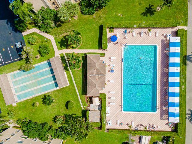 7290 Kinghurst Drive 802, Delray Beach Unit: 802