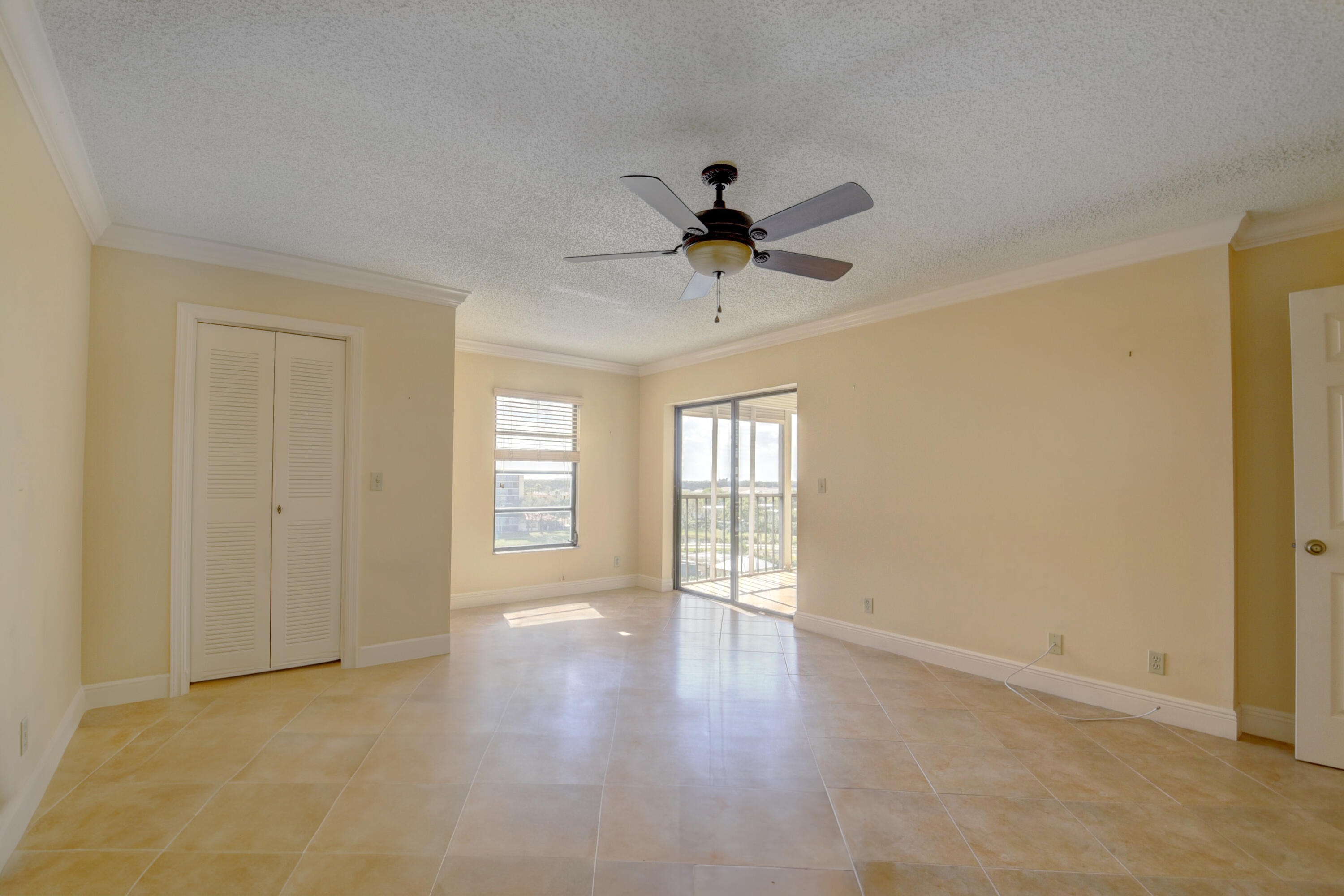 7290 Kinghurst Drive 802, Delray Beach Unit: 802