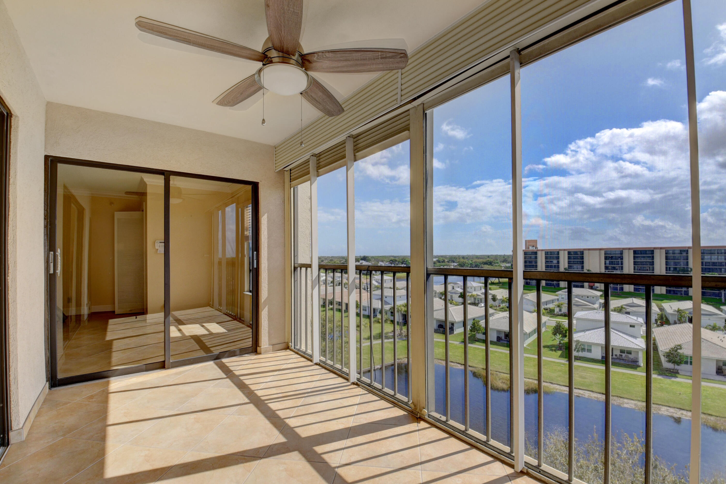 7290 Kinghurst Drive 802, Delray Beach Unit: 802