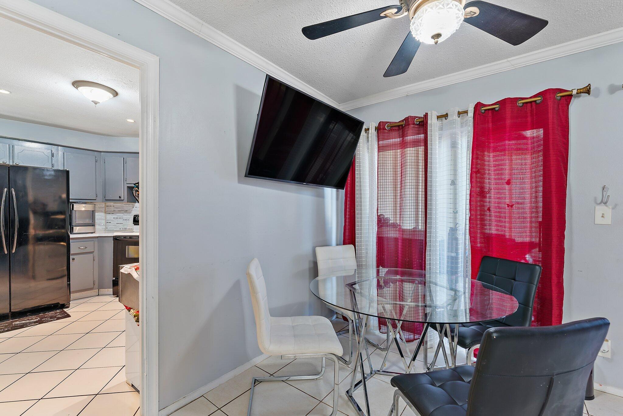 2 Greenway Village N Unit: 110