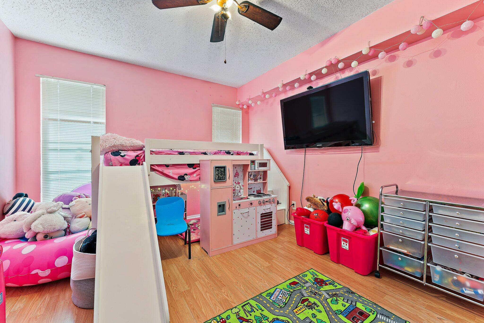 2 Greenway Village N Unit: 110