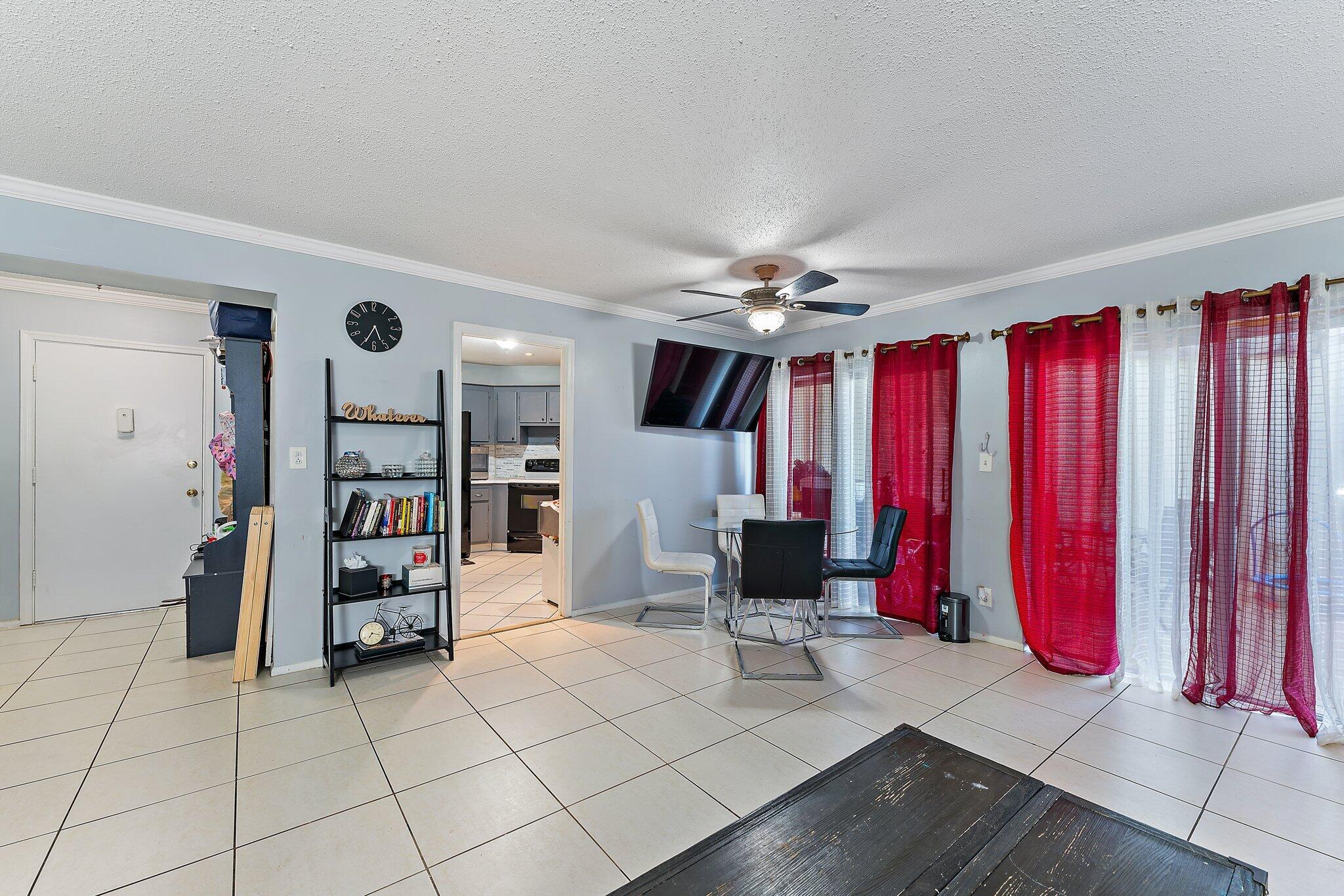 2 Greenway Village N Unit: 110