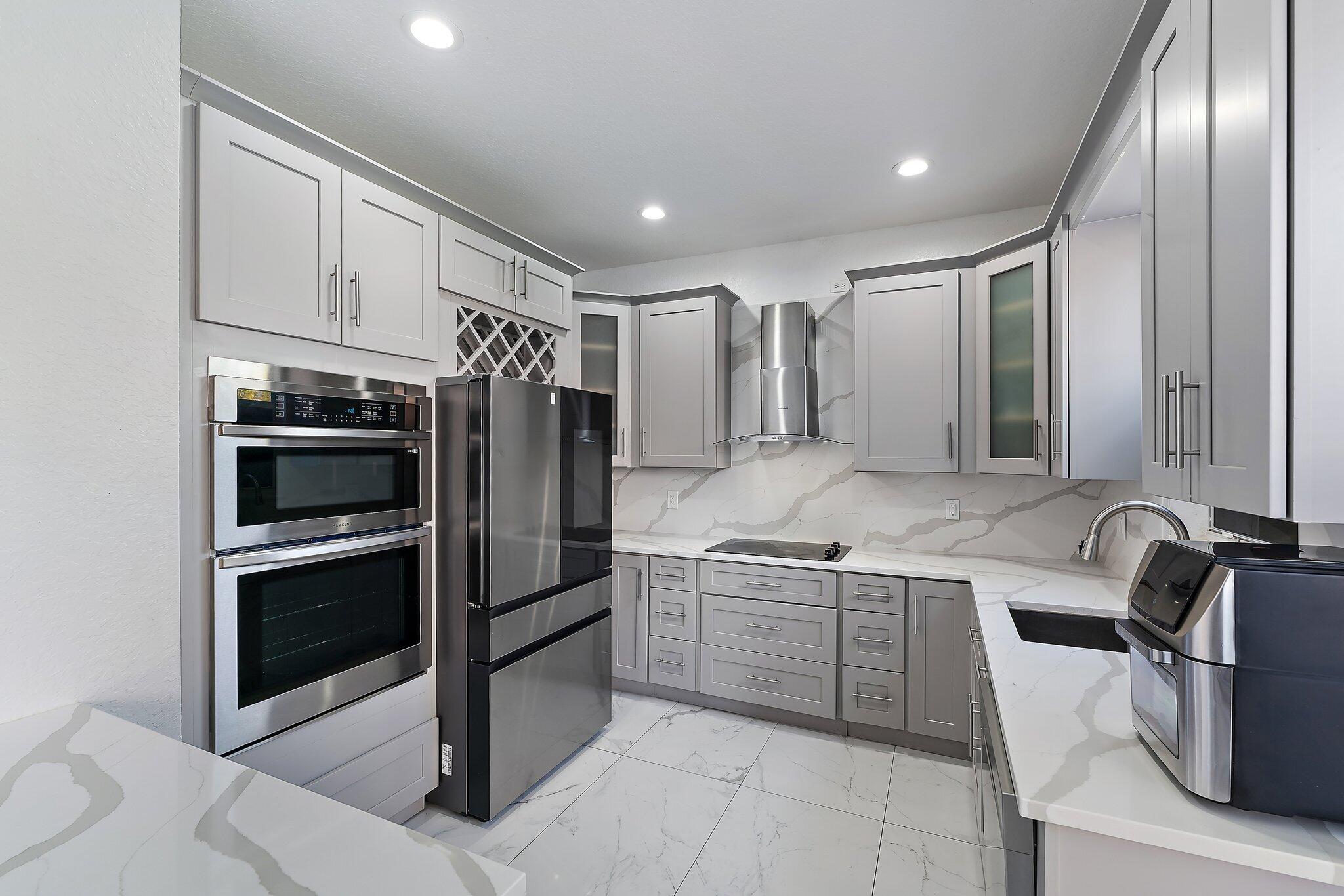 11467 Silk Carnation Way