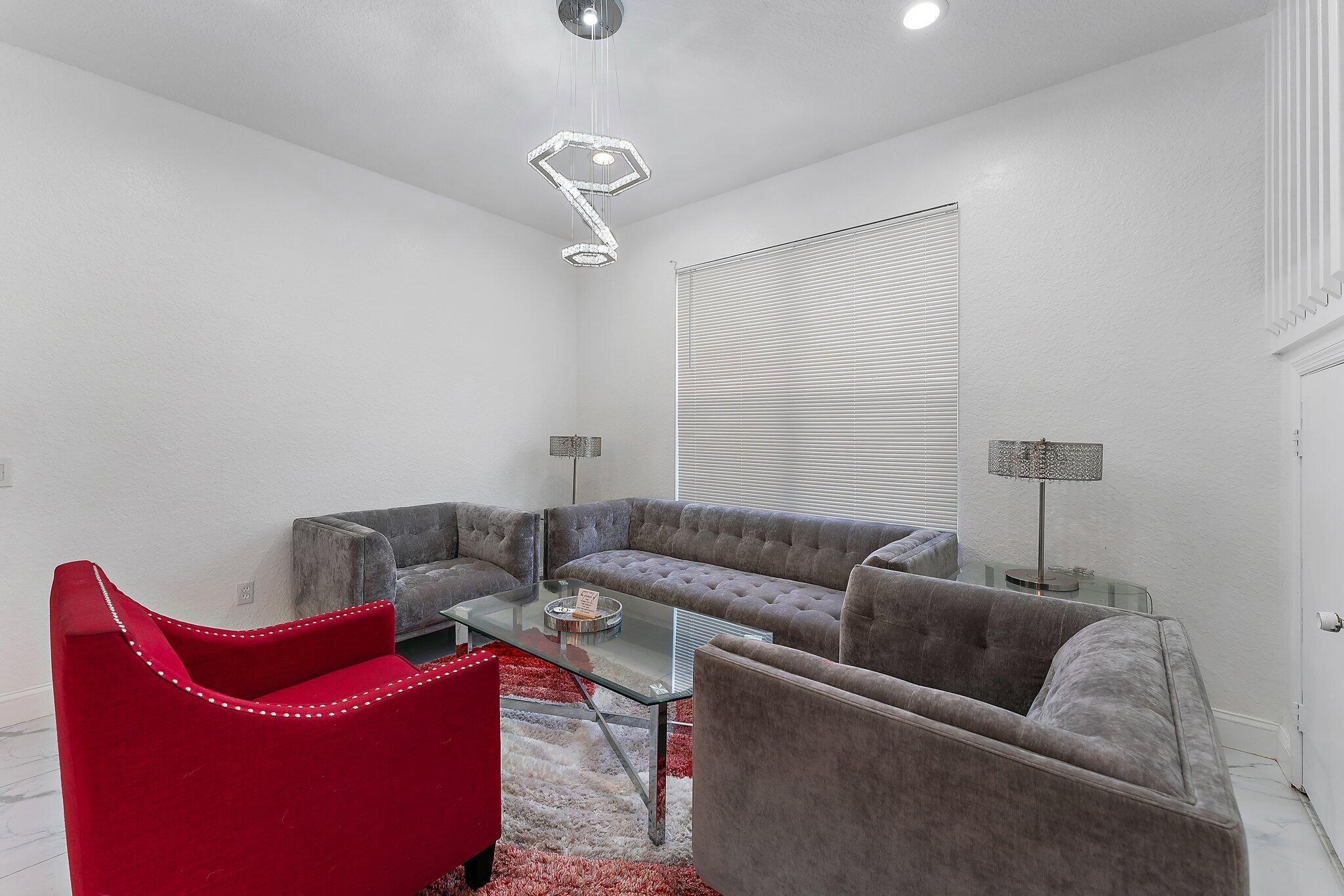 11467 Silk Carnation Way