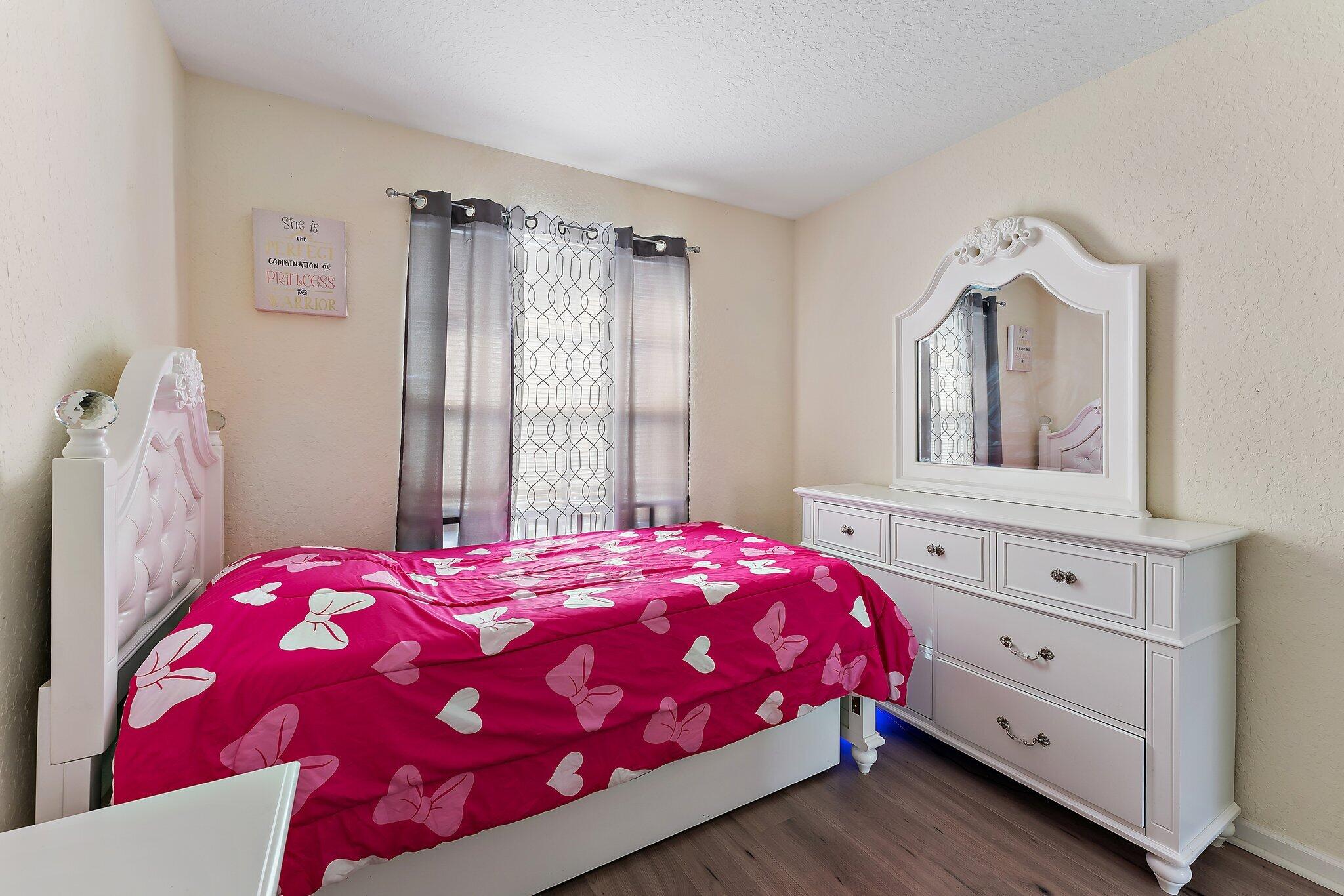 11467 Silk Carnation Way