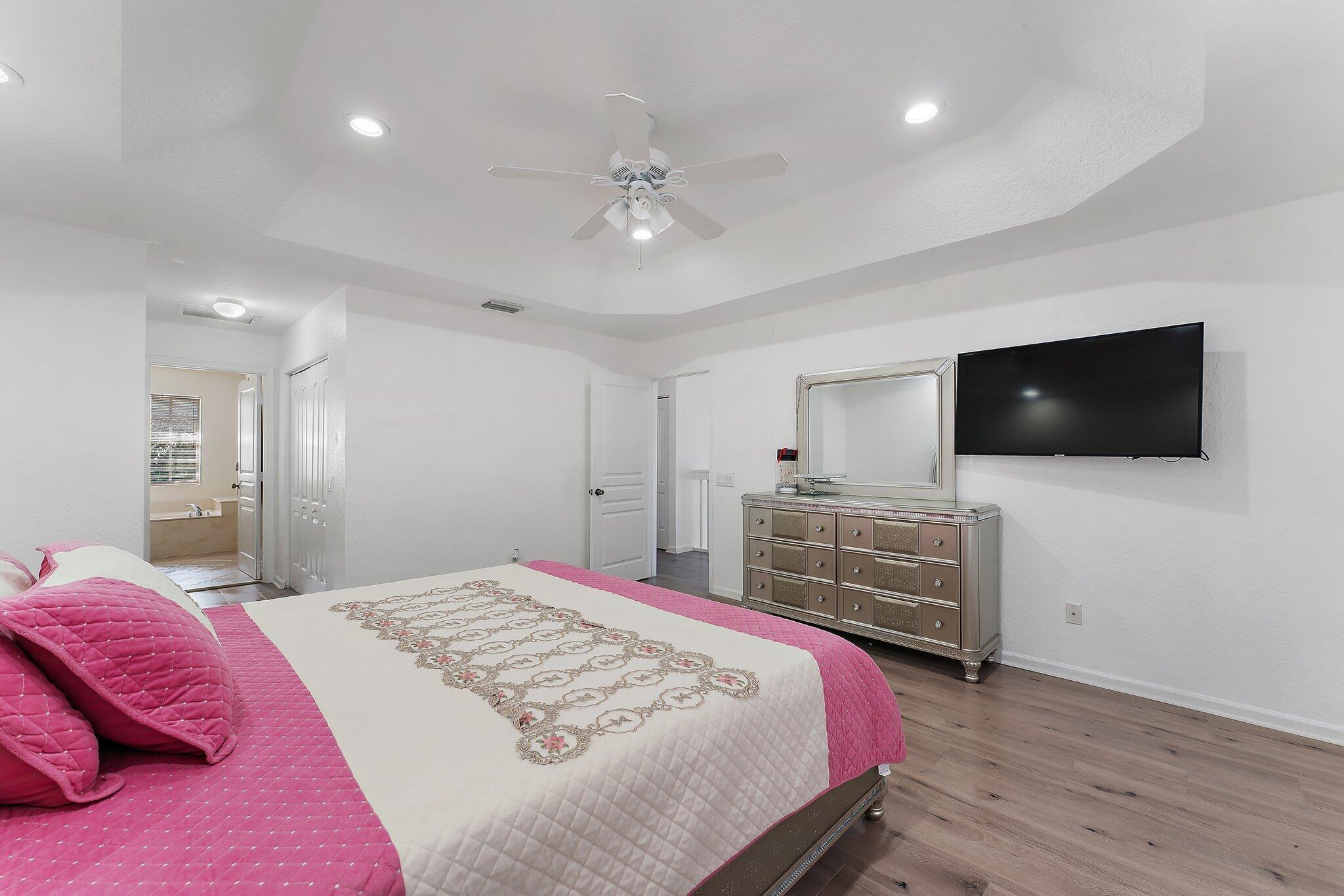11467 Silk Carnation Way