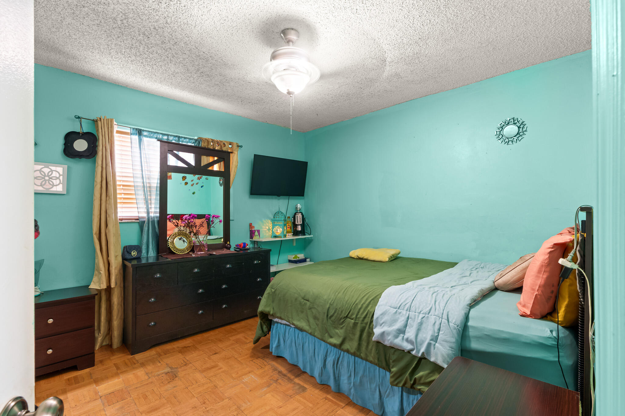 2839 NW 9th Court