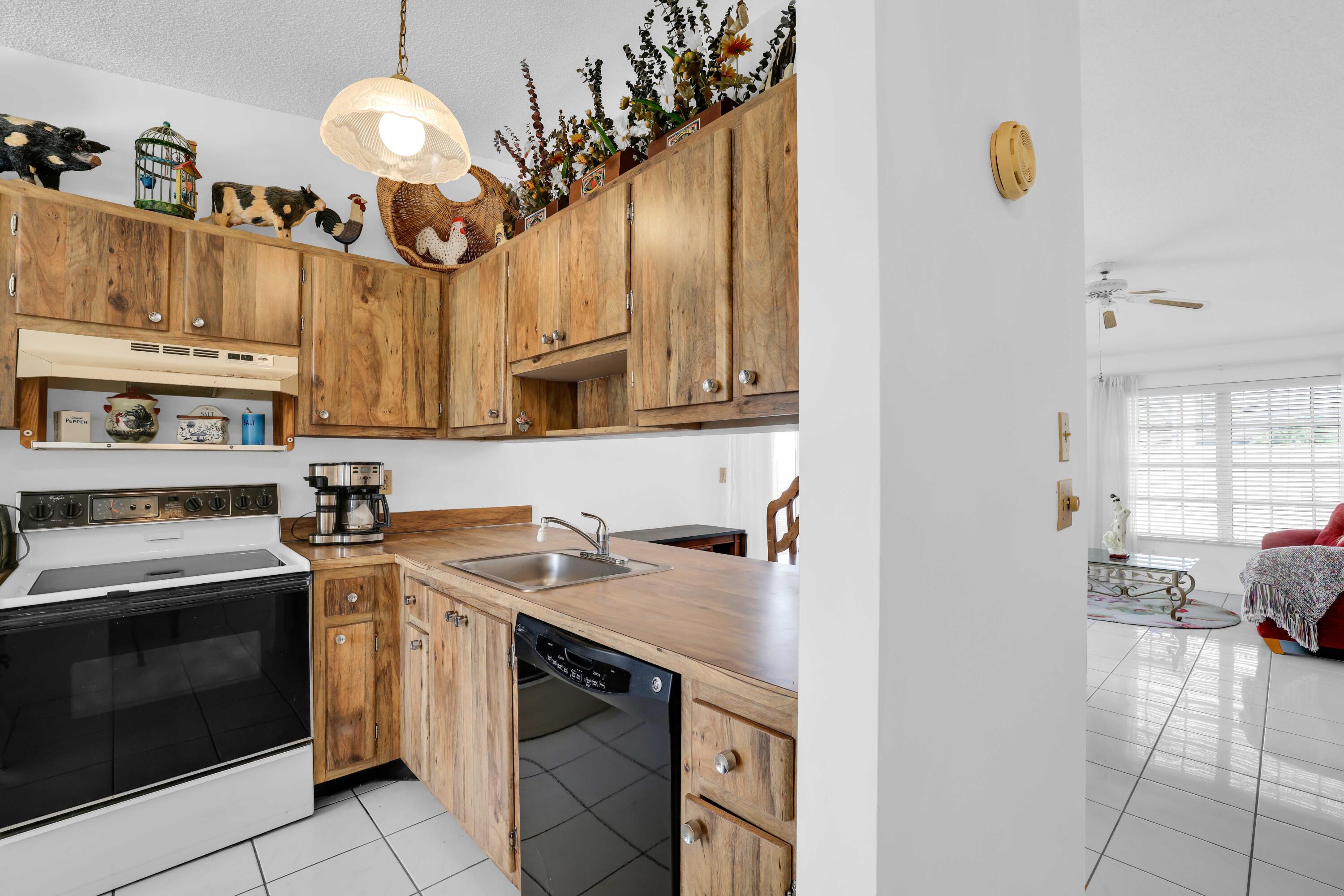 15672 Bottlebrush Circle