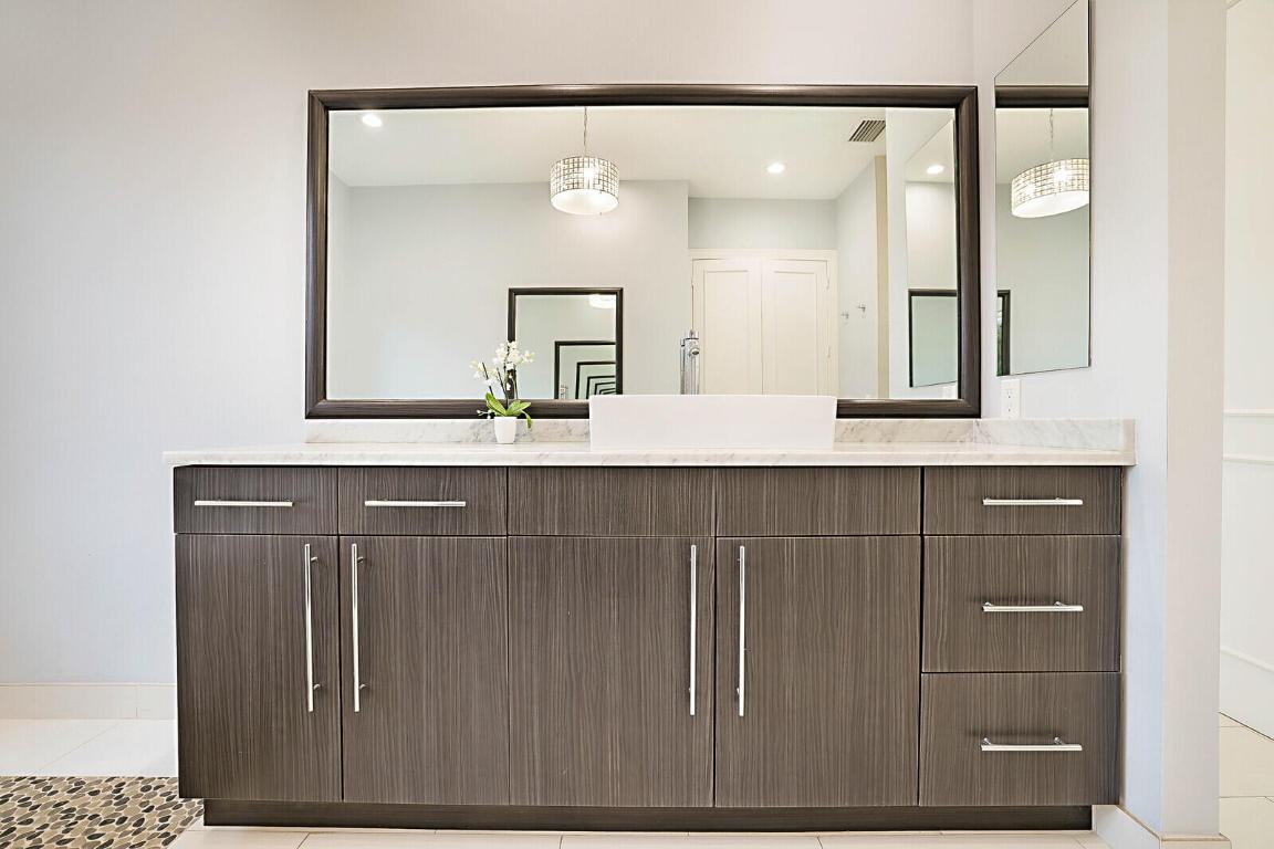 6274 NW 32nd Terrace