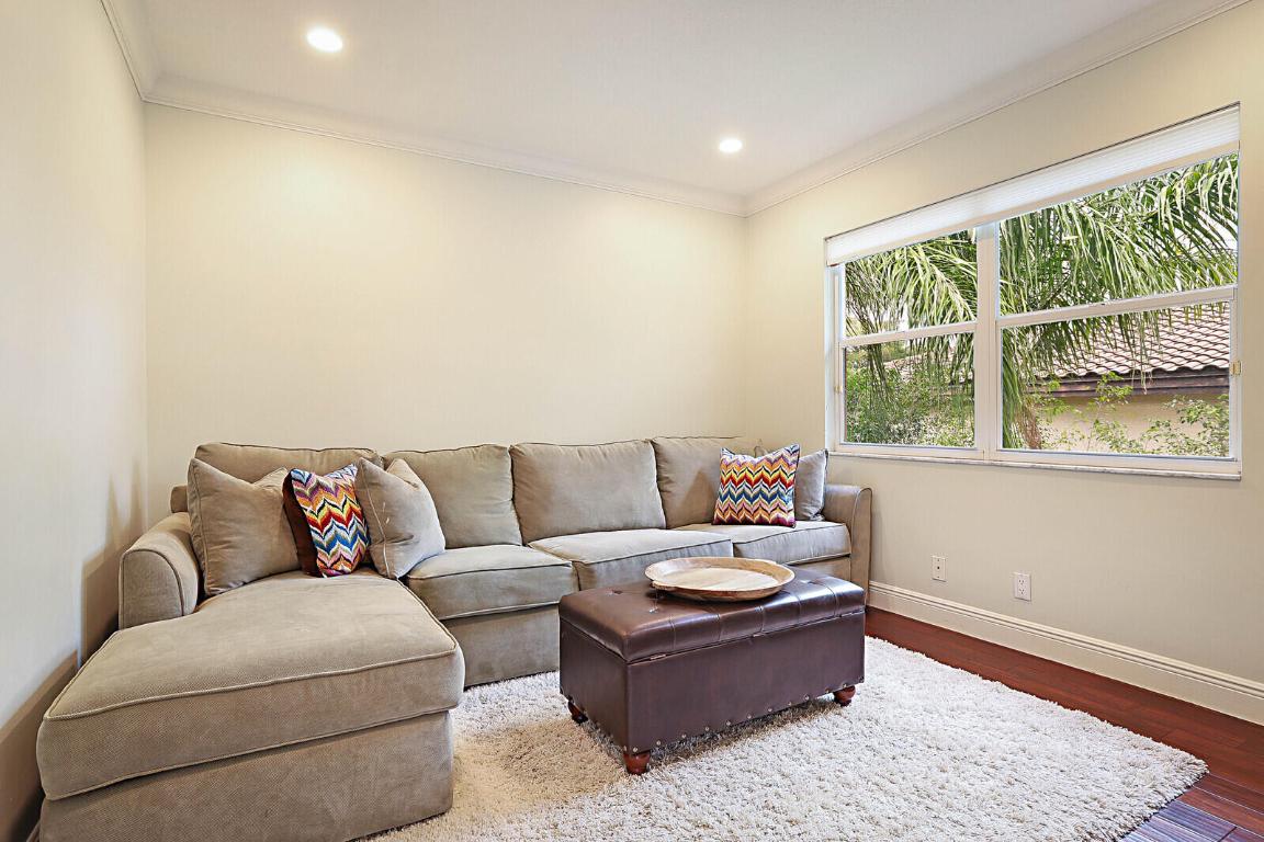 6274 NW 32nd Terrace