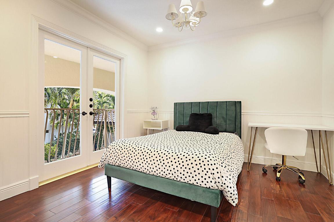 6274 NW 32nd Terrace