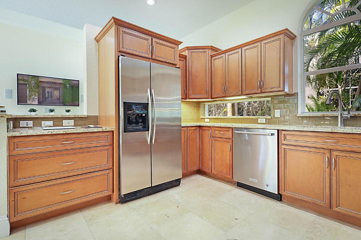 6274 NW 32nd Terrace