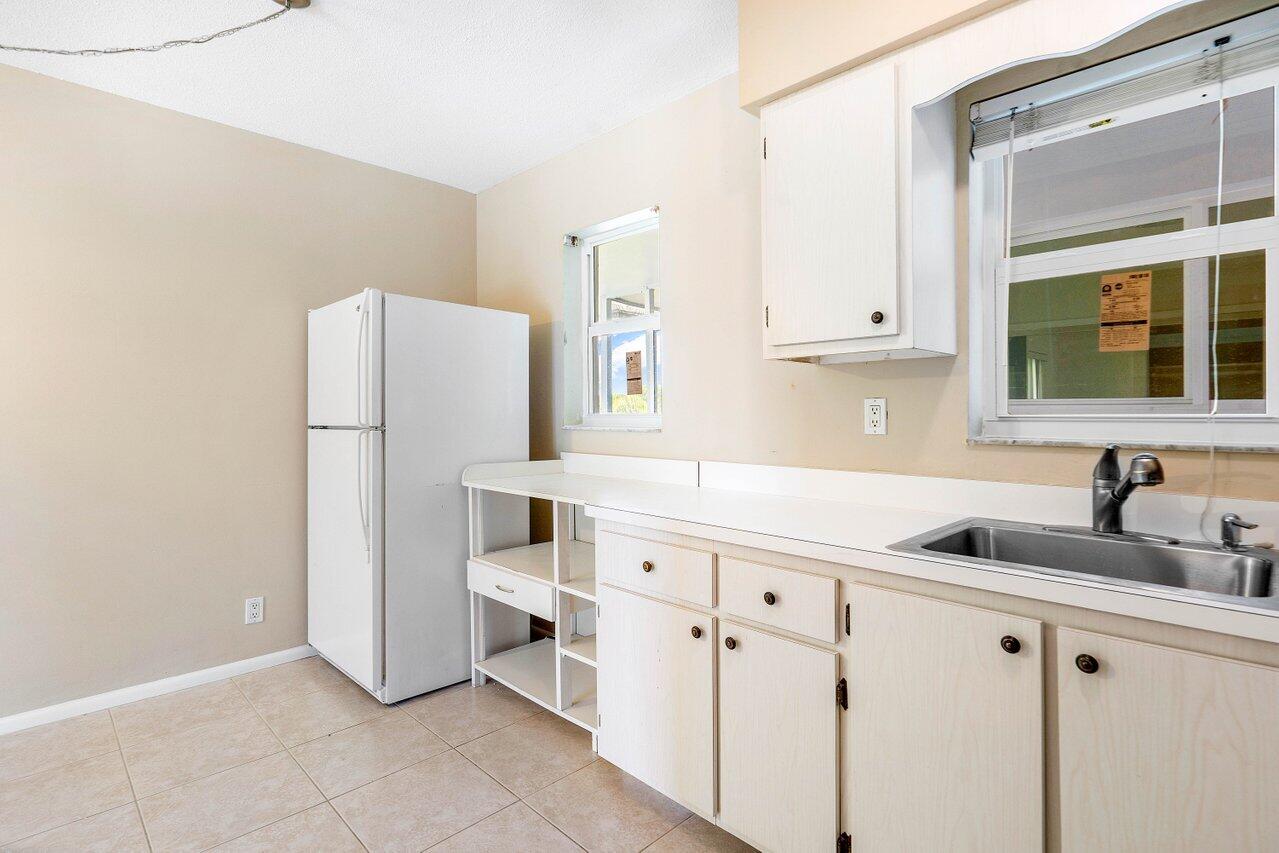 491 W Camino Real 6, Boca Raton Unit: 6