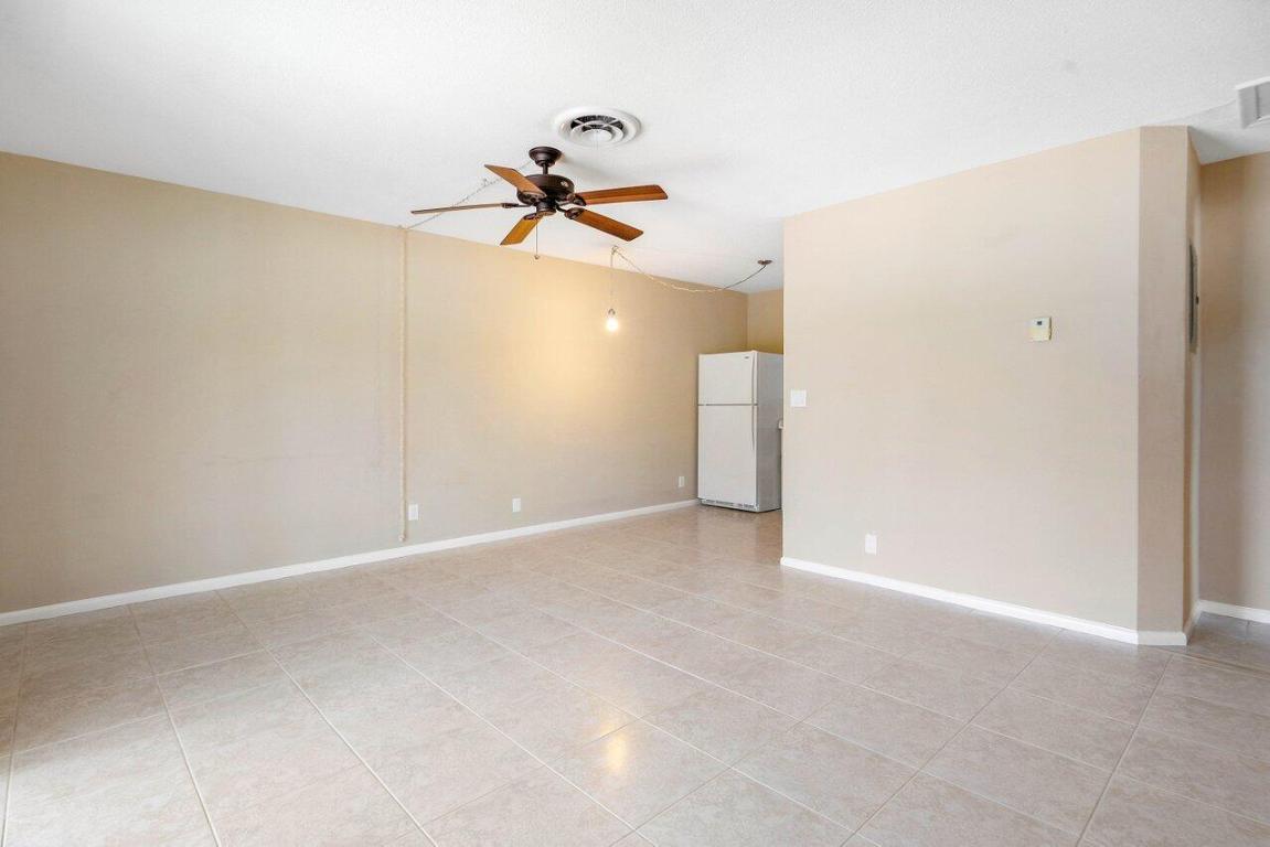 491 W Camino Real 6, Boca Raton Unit: 6