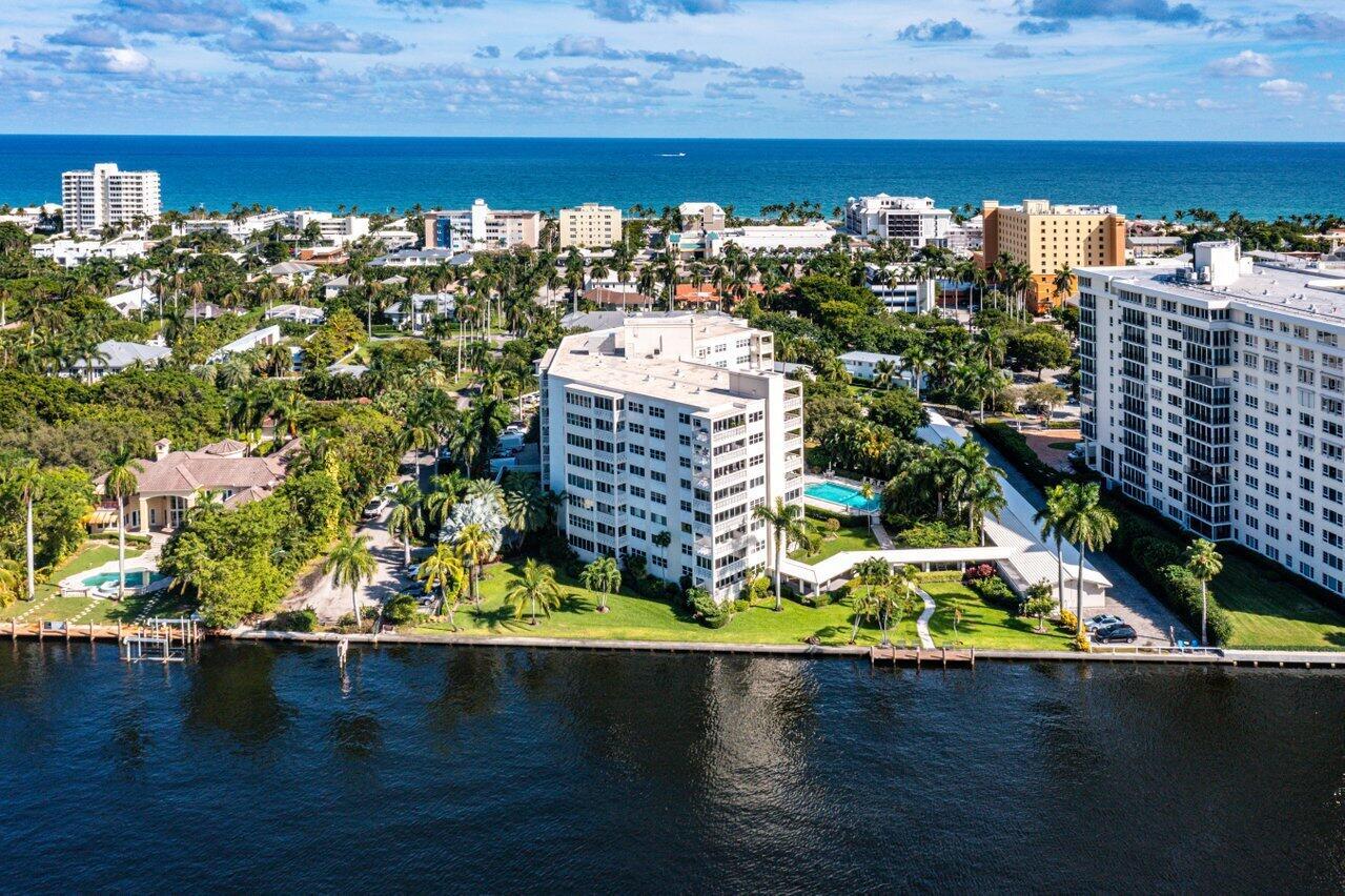 1000 Lowry Street 2b